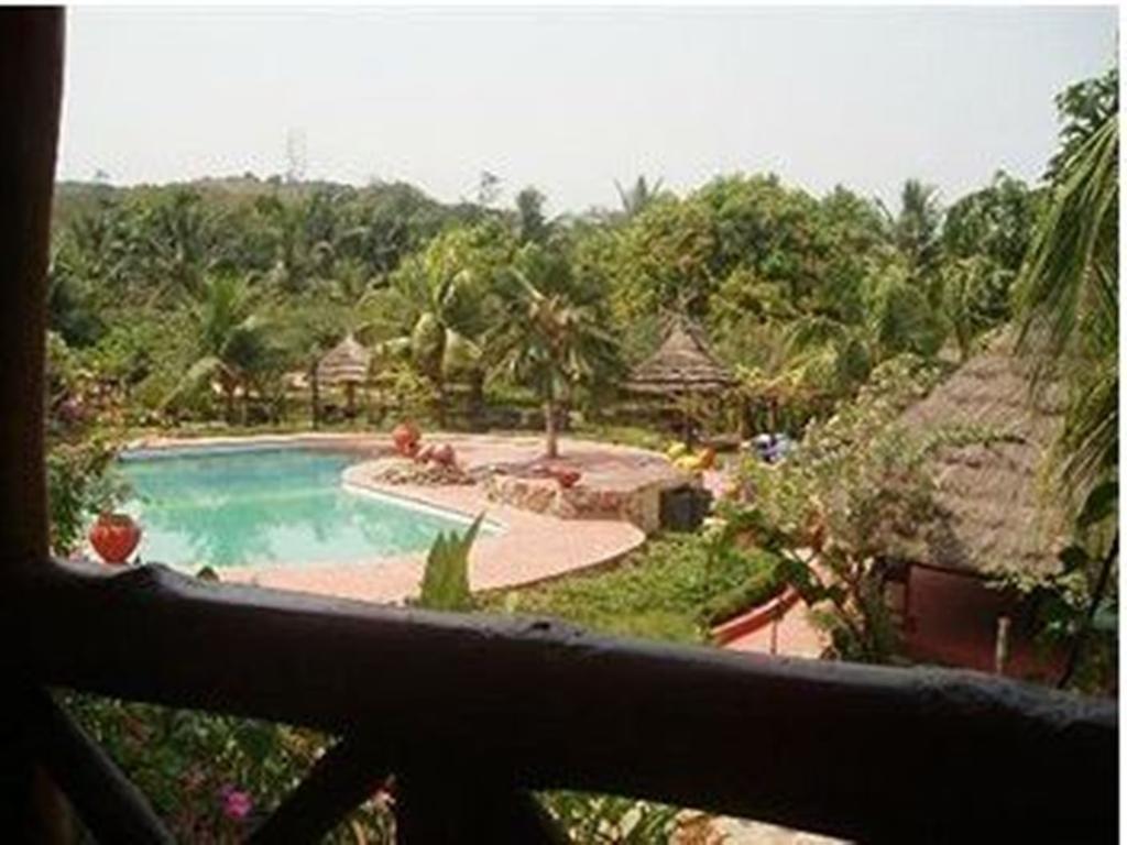 Afrikiko River Front Resort Akosombo Exterior foto