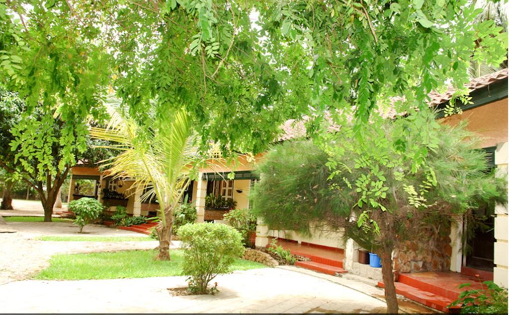 Afrikiko River Front Resort Akosombo Exterior foto
