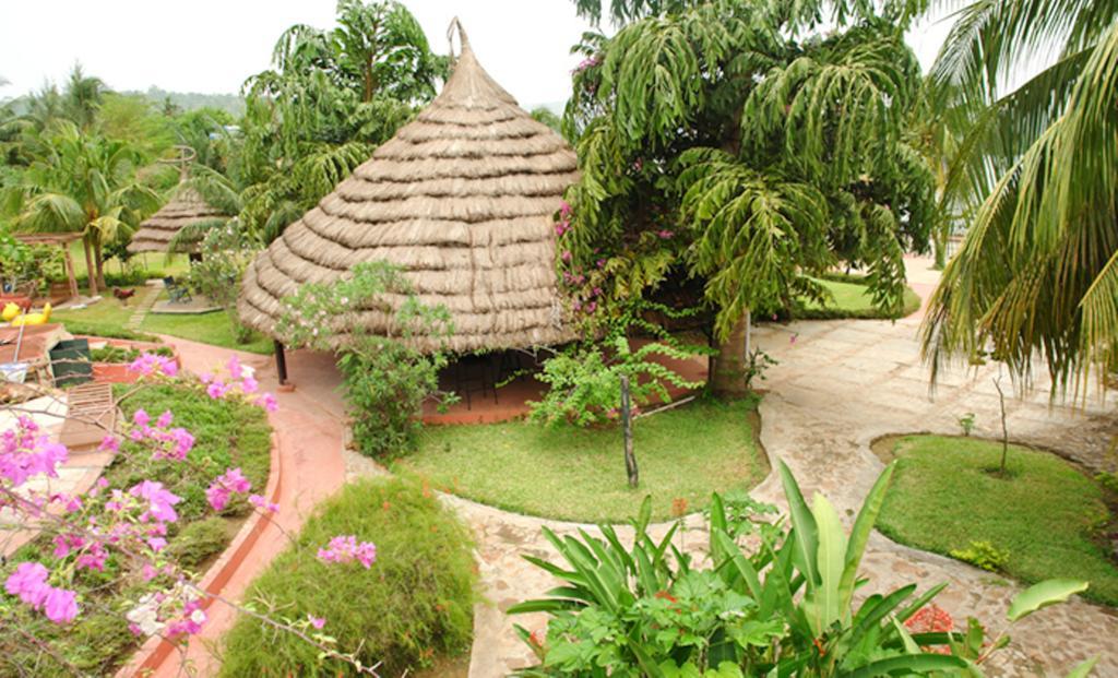 Afrikiko River Front Resort Akosombo Exterior foto