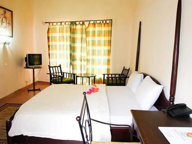 Afrikiko River Front Resort Akosombo Exterior foto